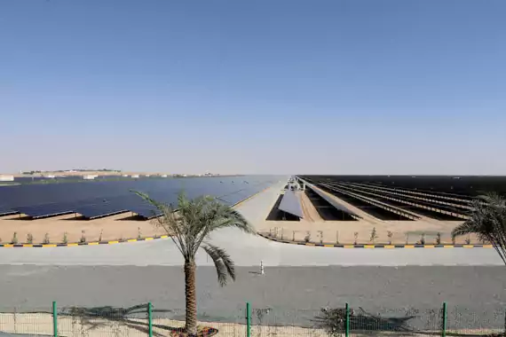 Abu dhabi uae al dhafra pv2 project location